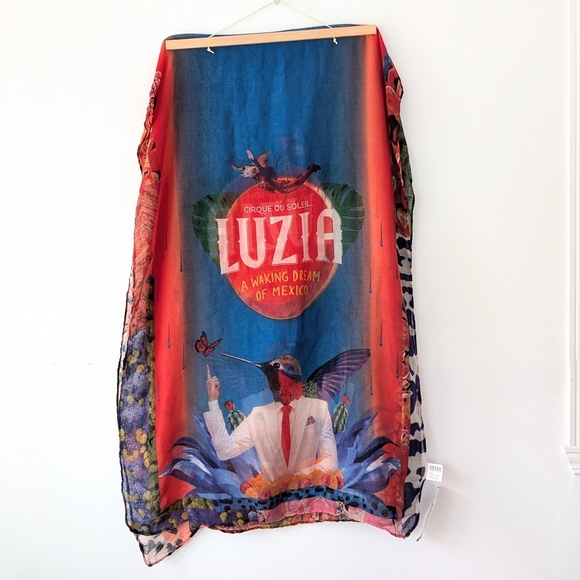 NWT Cirque Du Soleil's Luzia Show Collector Scarf - Picture 1 of 9